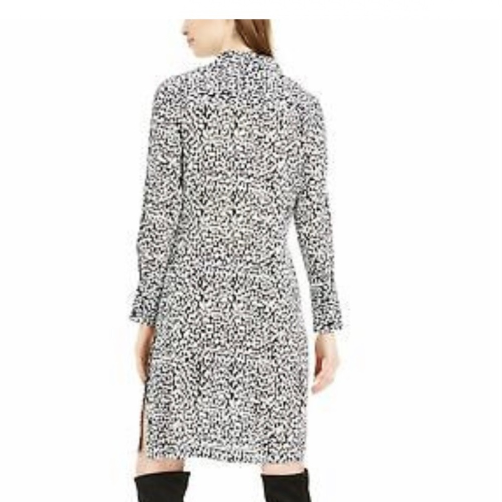 Bar III collard button up dress. New without tags! Never worn.